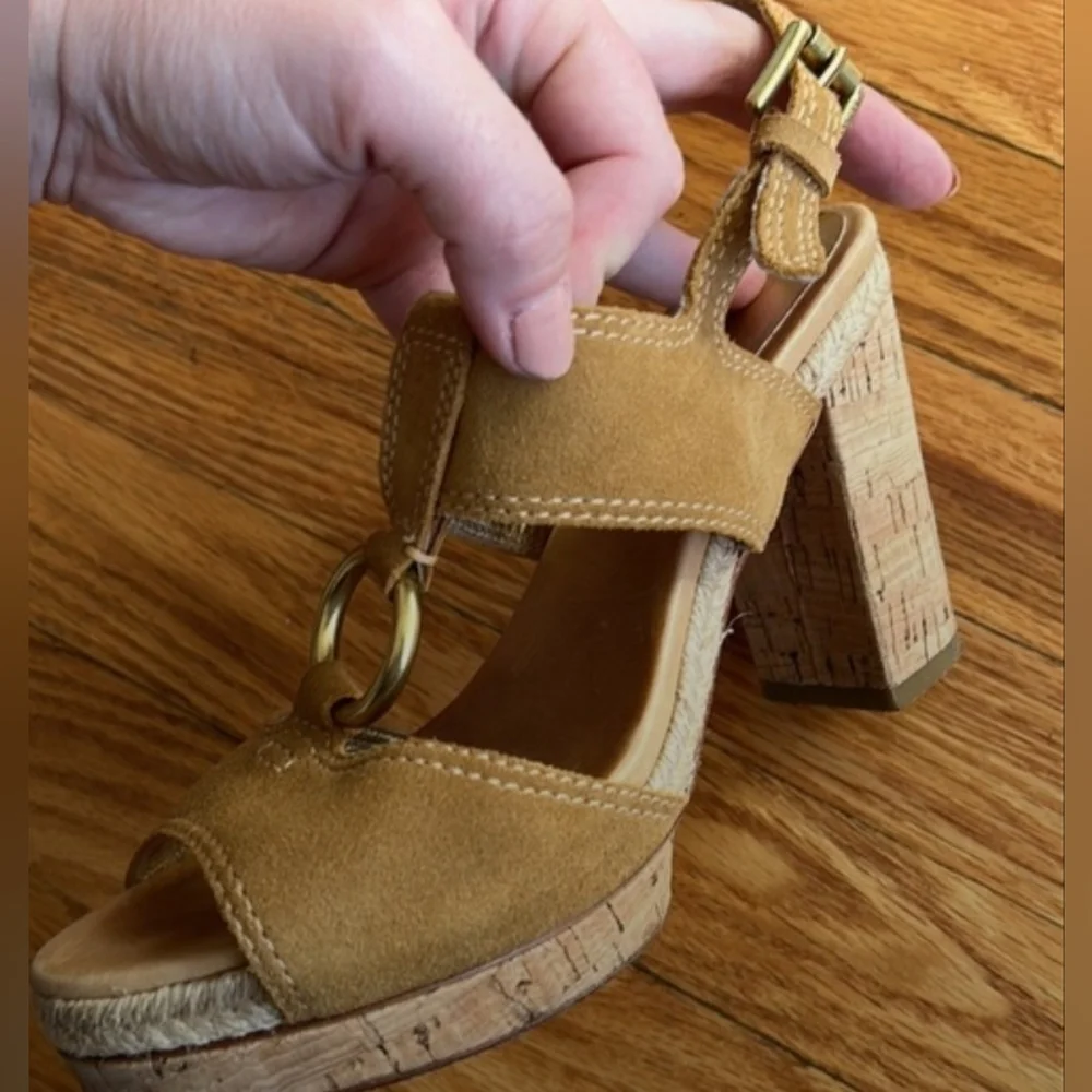 Coach Suede Block Heels Sandals Size 7 - Picture 3 of 7
